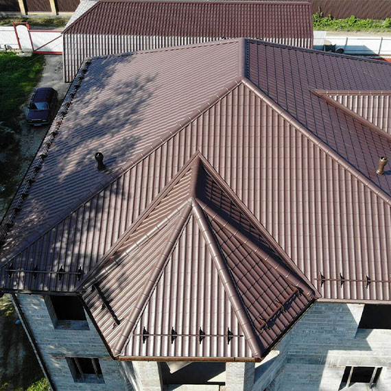 Монтаж сложной крыши и кровли в Камышлове и Свердловской области
